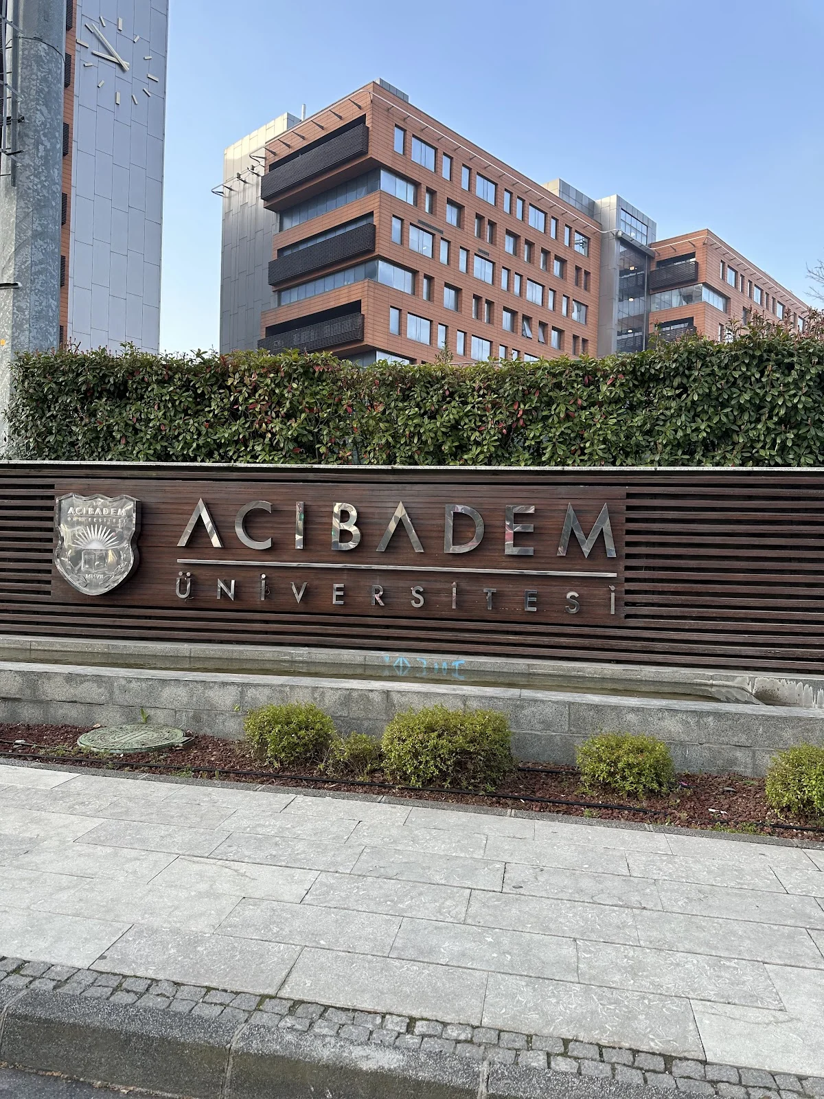 ACIBADEM MEHMET ALİ AYDINLAR ÜNİVERSİTESİ Kampüs Fotoğrafı