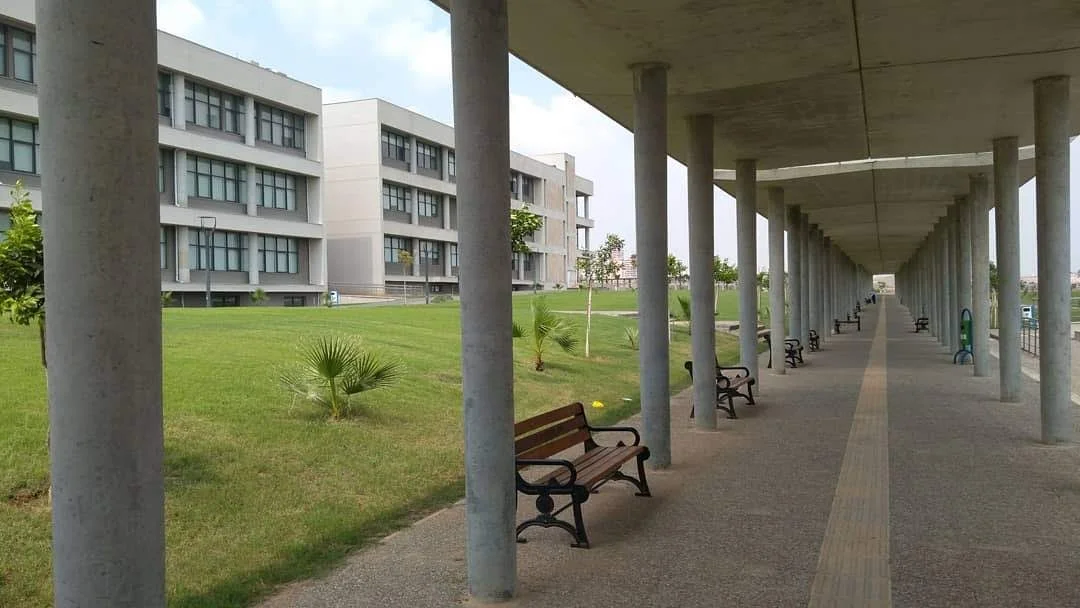 ADANA ALPARSLAN TÜRKEŞ BİLİM VE TEKNOLOJİ ÜNİVERSİTESİ Kampüs Fotoğrafı
