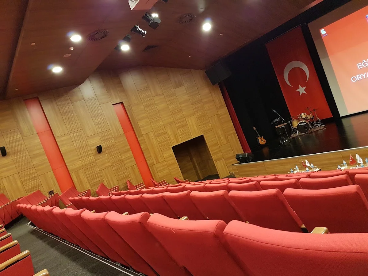 ALTINBAŞ ÜNİVERSİTESİ Kampüs Fotoğrafı