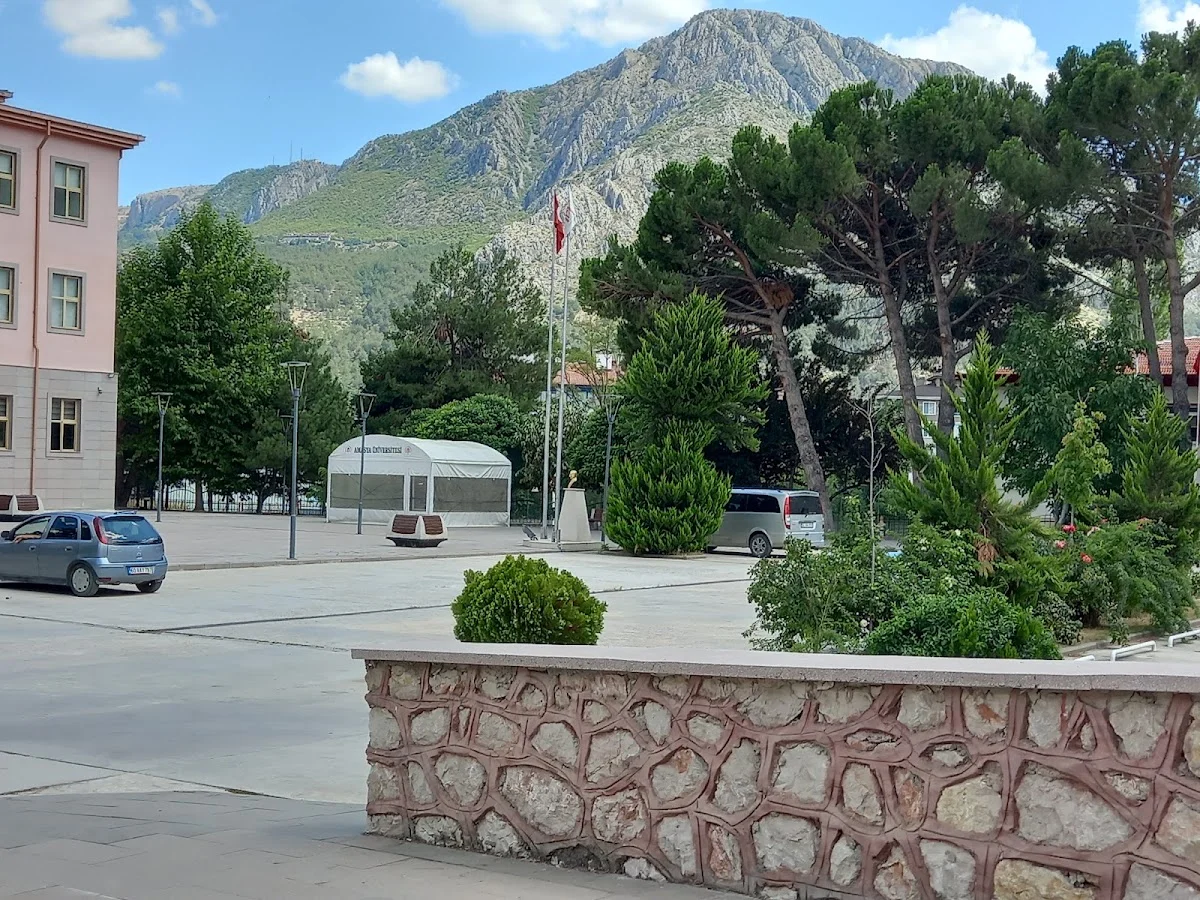 AMASYA ÜNİVERSİTESİ Kampüs Fotoğrafı