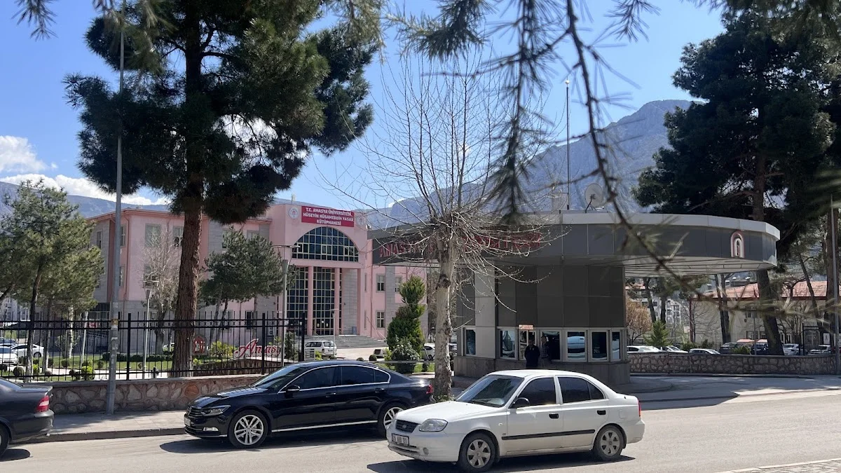 AMASYA ÜNİVERSİTESİ Kampüs Fotoğrafı