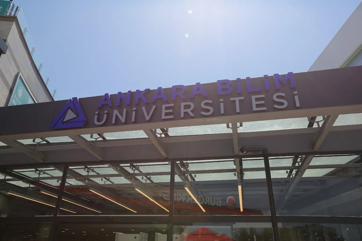 ANKARA BİLİM ÜNİVERSİTESİ Kampüs Fotoğrafı
