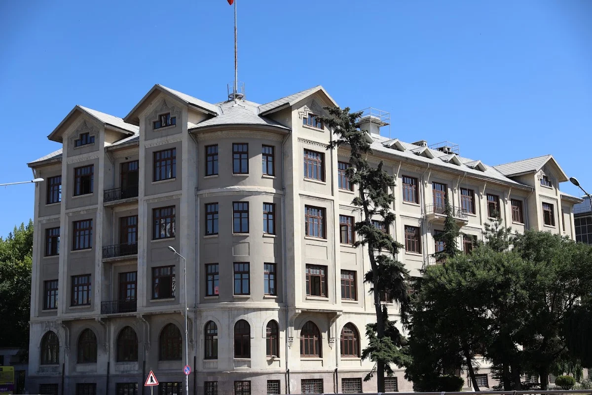 ANKARA MEDİPOL ÜNİVERSİTESİ Kampüs Fotoğrafı