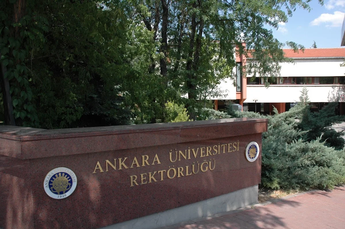 ANKARA ÜNİVERSİTESİ Kampüs Fotoğrafı