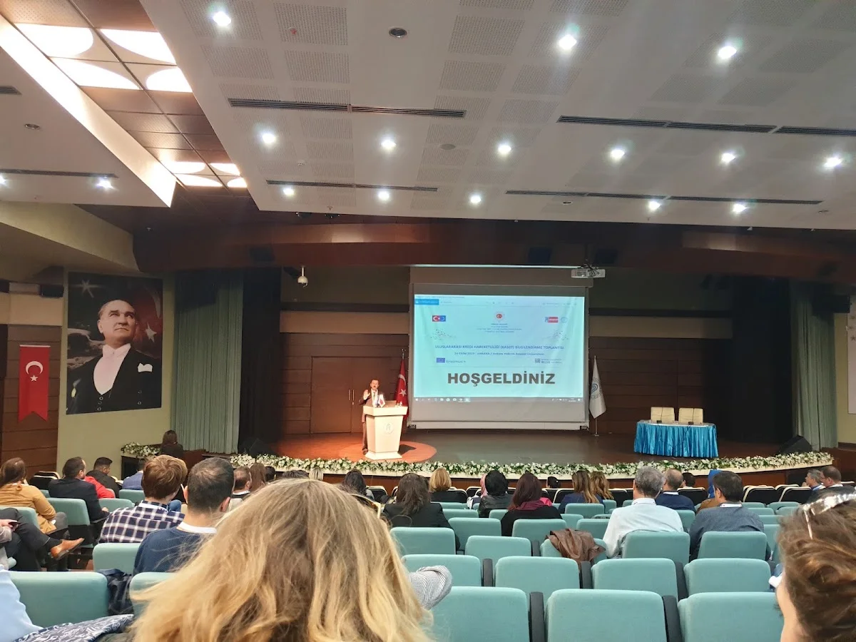 ANKARA YILDIRIM BEYAZIT ÜNİVERSİTESİ Kampüs Fotoğrafı