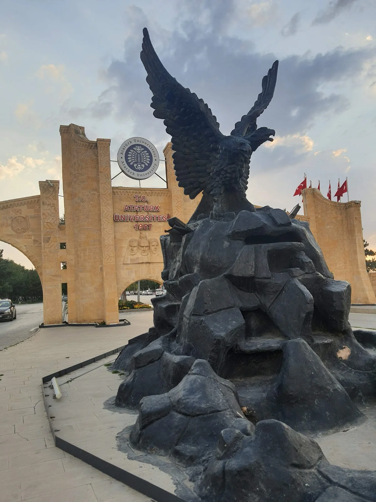 ATATÜRK ÜNİVERSİTESİ Kampüs Fotoğrafı