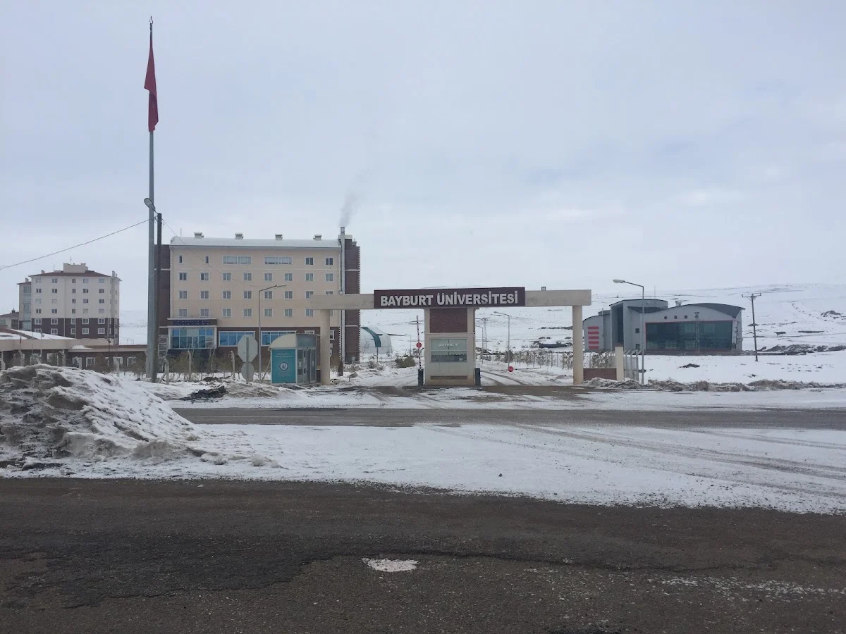 BAYBURT ÜNİVERSİTESİ Kampüs Fotoğrafı