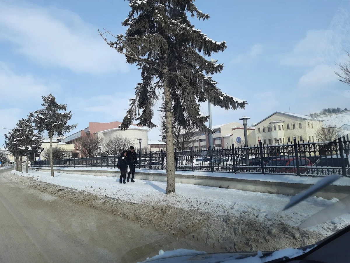 BAYBURT ÜNİVERSİTESİ Kampüs Fotoğrafı