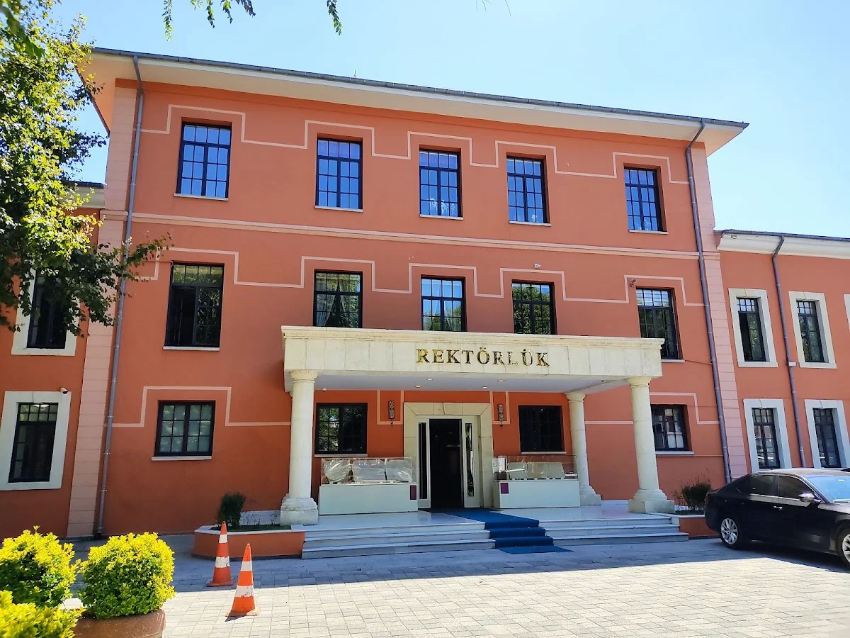 BEZM-İ ÂLEM VAKIF ÜNİVERSİTESİ Kampüs Fotoğrafı