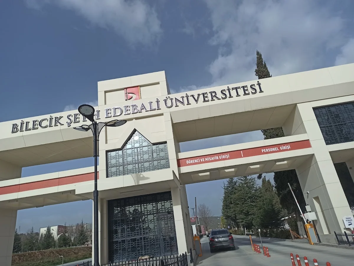 BİLECİK ŞEYH EDEBALİ ÜNİVERSİTESİ Kampüs Fotoğrafı