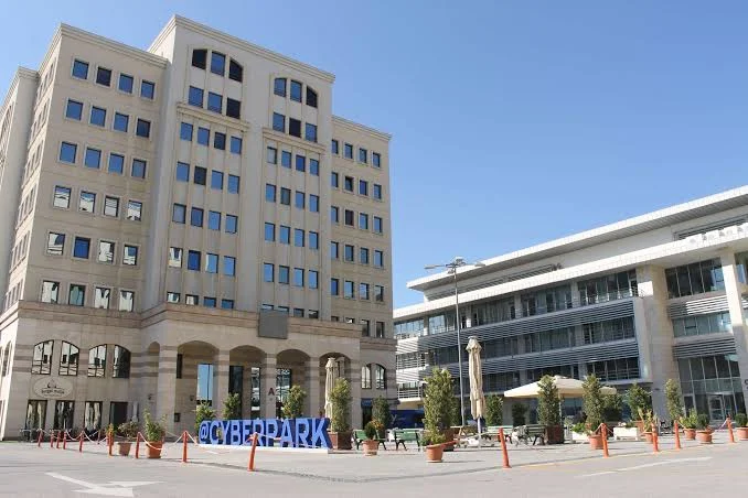 İHSAN DOĞRAMACI BİLKENT ÜNİVERSİTESİ