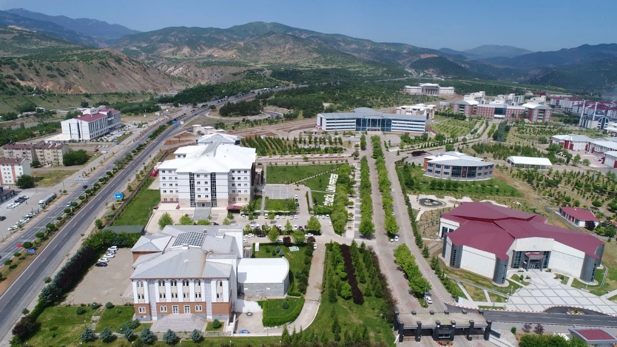 BİNGÖL ÜNİVERSİTESİ Kampüs Fotoğrafı