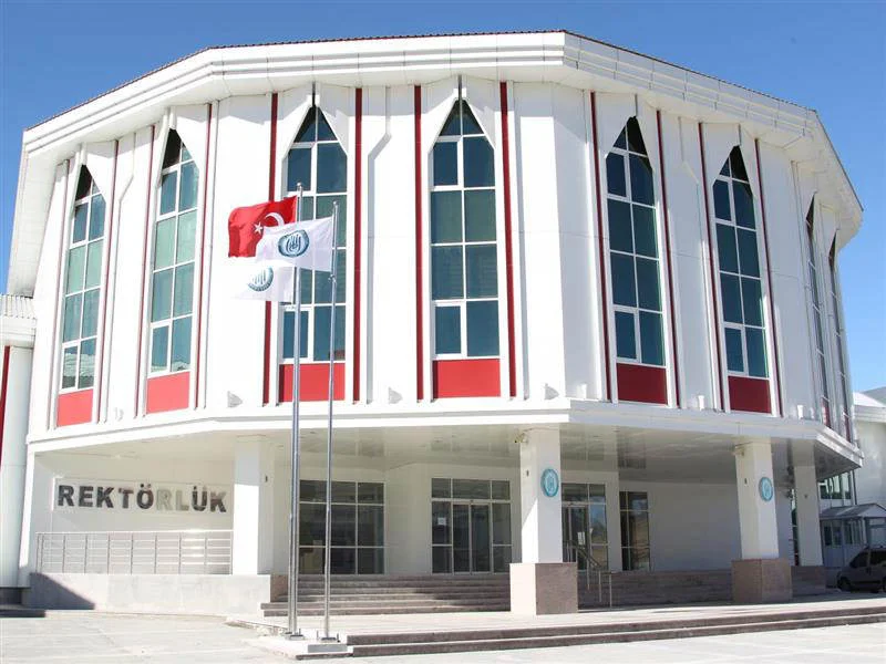 BİTLİS EREN ÜNİVERSİTESİ Kampüs Fotoğrafı