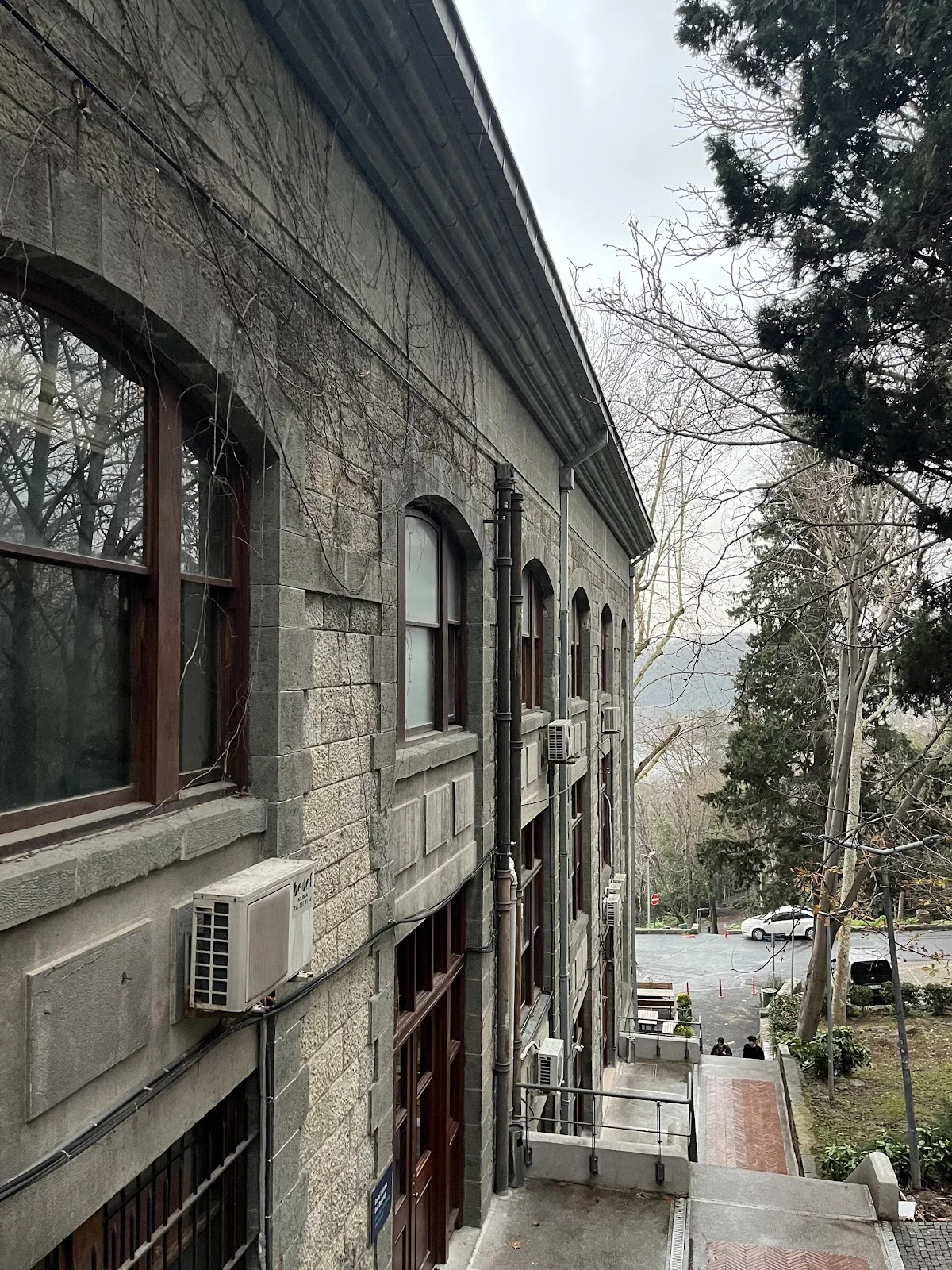 BOĞAZİÇİ ÜNİVERSİTESİ Kampüs Fotoğrafı