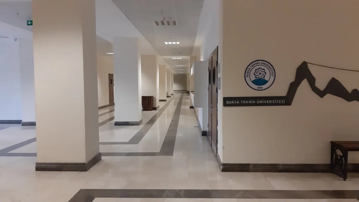 BURSA TEKNİK ÜNİVERSİTESİ Kampüs Fotoğrafı