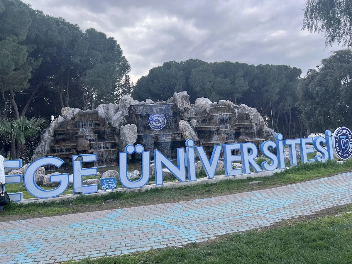 EGE ÜNİVERSİTESİ Kampüs Fotoğrafı