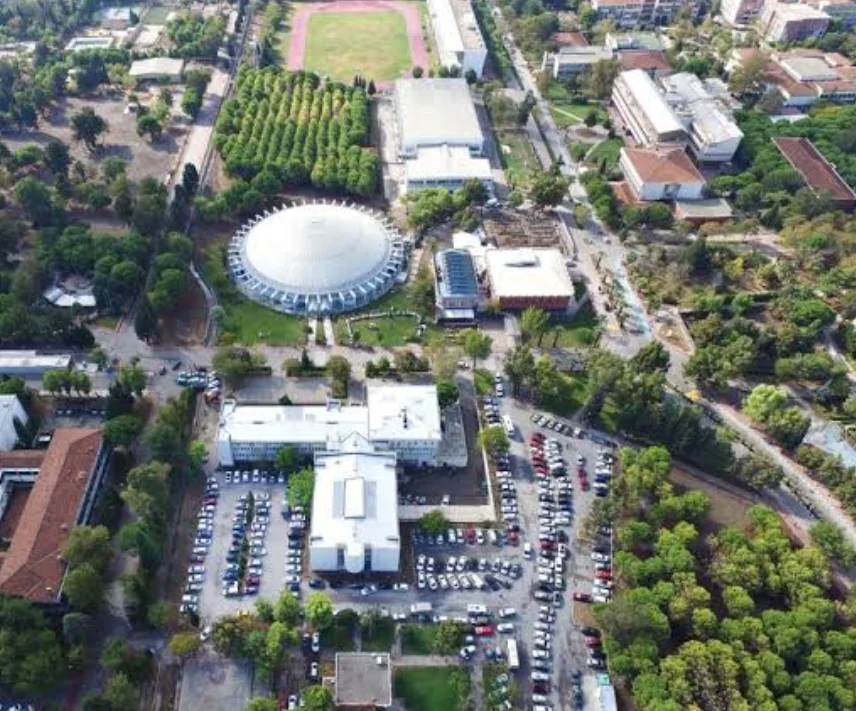 EGE ÜNİVERSİTESİ Kampüs Fotoğrafı