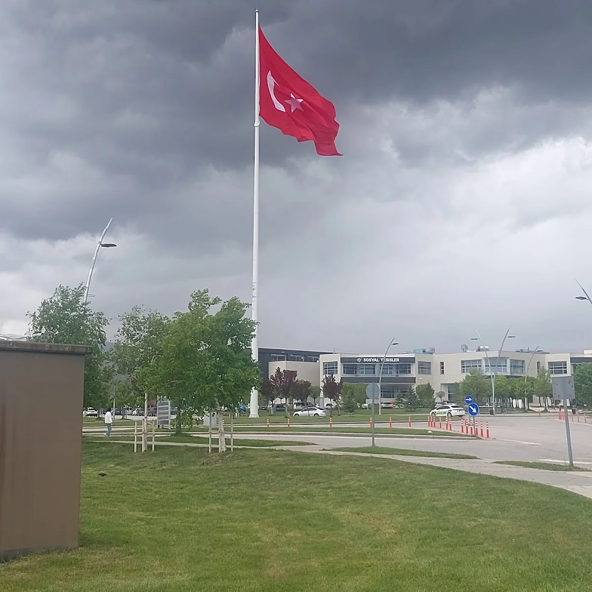 ERZİNCAN BİNALİ YILDIRIM ÜNİVERSİTESİ Kampüs Fotoğrafı
