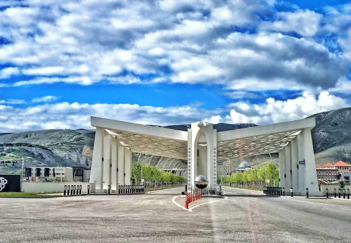 ERZİNCAN BİNALİ YILDIRIM ÜNİVERSİTESİ Kampüs Fotoğrafı