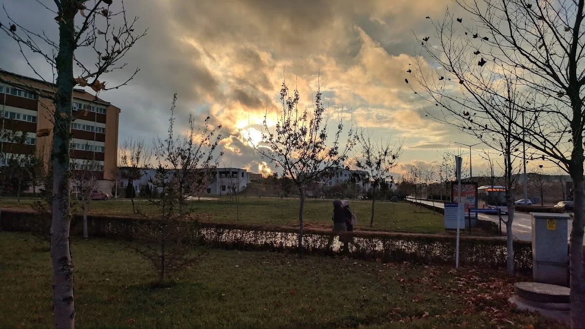 ESKİŞEHİR OSMANGAZİ ÜNİVERSİTESİ Kampüs Fotoğrafı