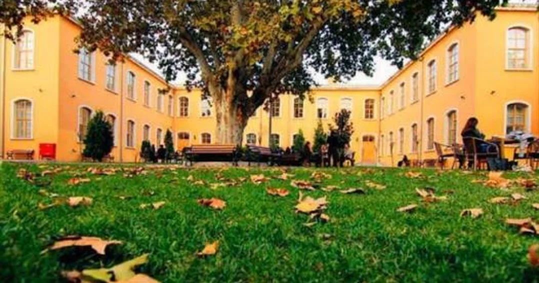 FATİH SULTAN MEHMET VAKIF ÜNİVERSİTESİ