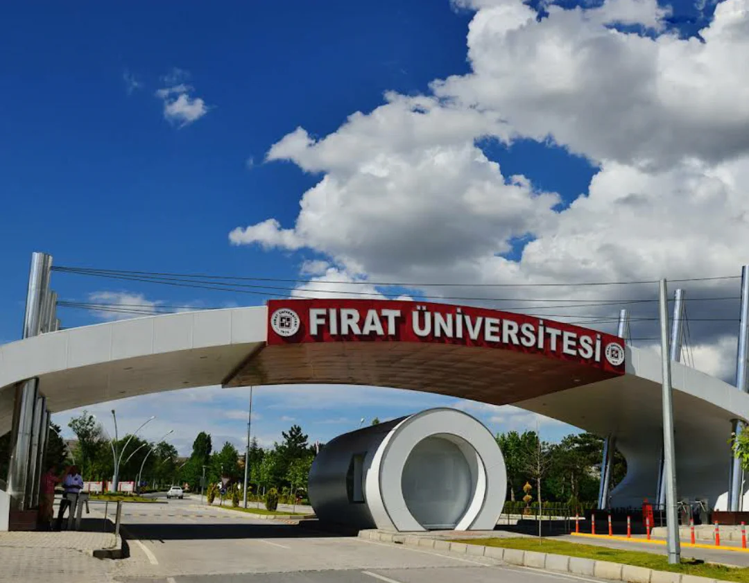 FIRAT ÜNİVERSİTESİ Kampüs Fotoğrafı