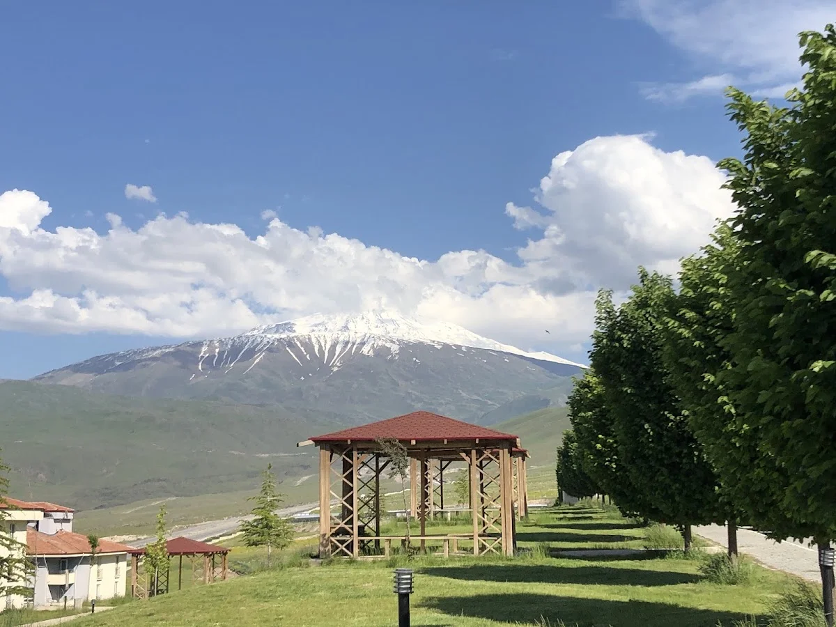 IĞDIR ÜNİVERSİTESİ Kampüs Fotoğrafı