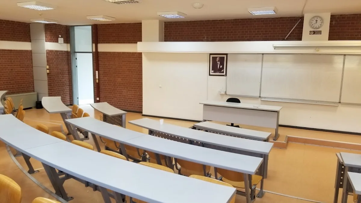 IŞIK ÜNİVERSİTESİ Kampüs Fotoğrafı
