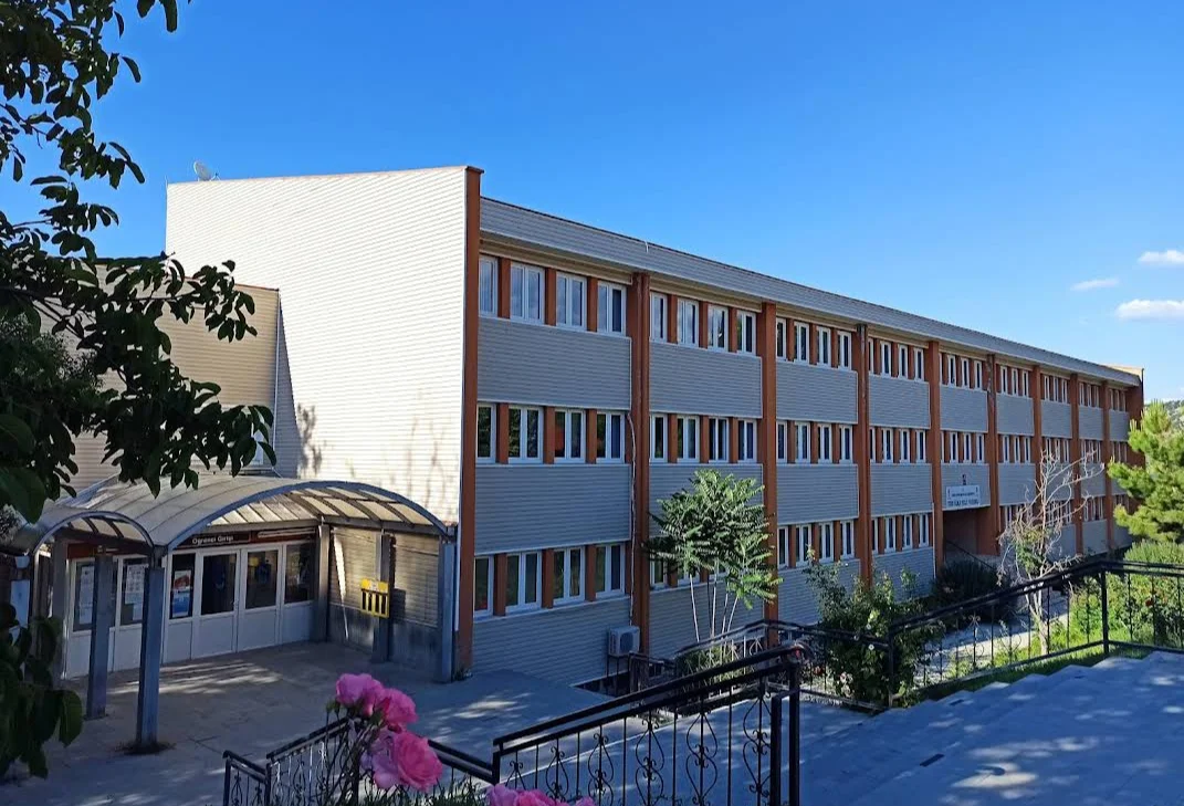 ISPARTA UYGULAMALI BİLİMLER ÜNİVERSİTESİ Kampüs Fotoğrafı