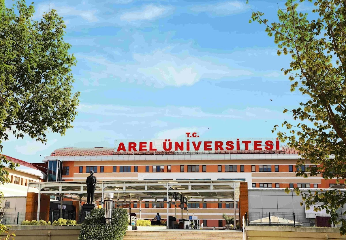 İSTANBUL AREL ÜNİVERSİTESİ Kampüs Fotoğrafı