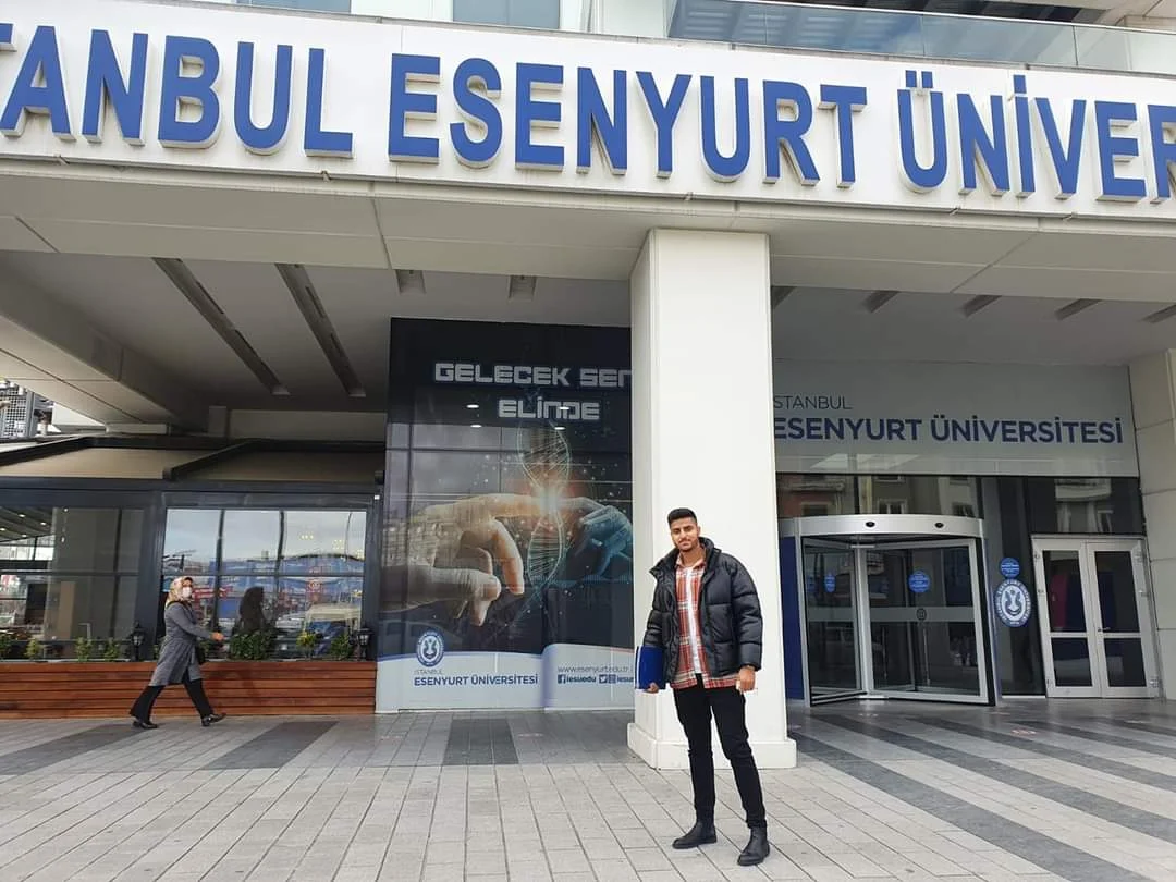 İSTANBUL ESENYURT ÜNİVERSİTESİ Kampüs Fotoğrafı