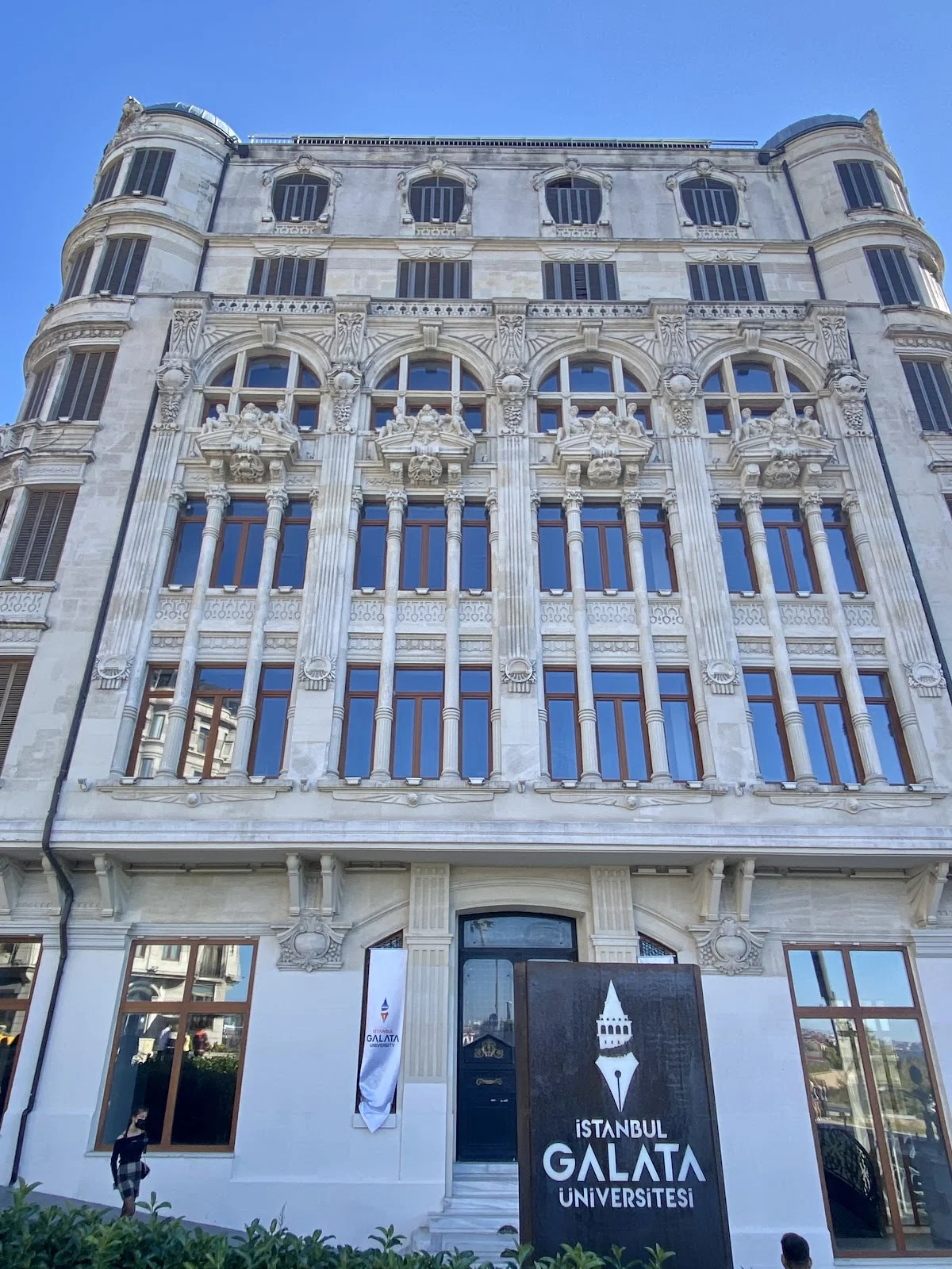 İSTANBUL GALATA ÜNİVERSİTESİ Kampüs Fotoğrafı