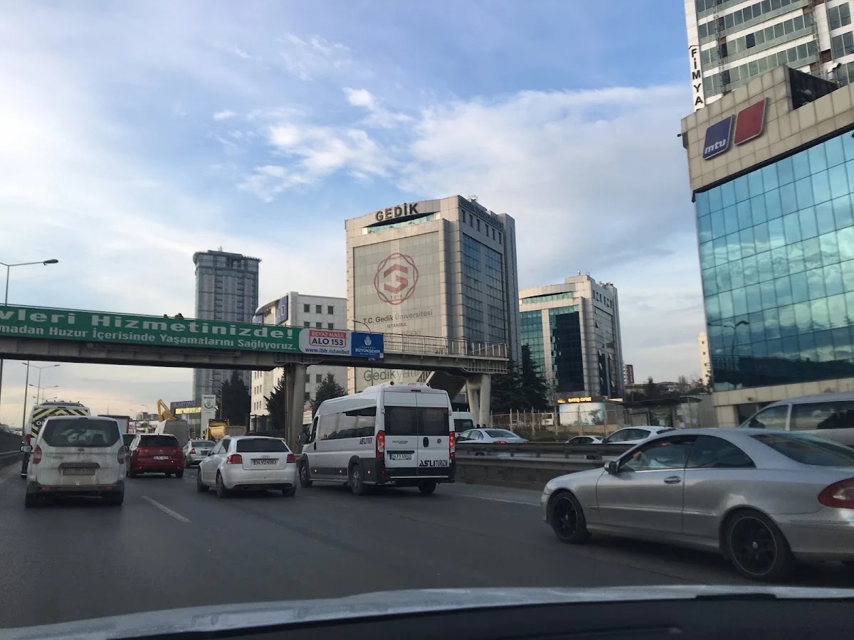 İSTANBUL GEDİK ÜNİVERSİTESİ Kampüs Fotoğrafı