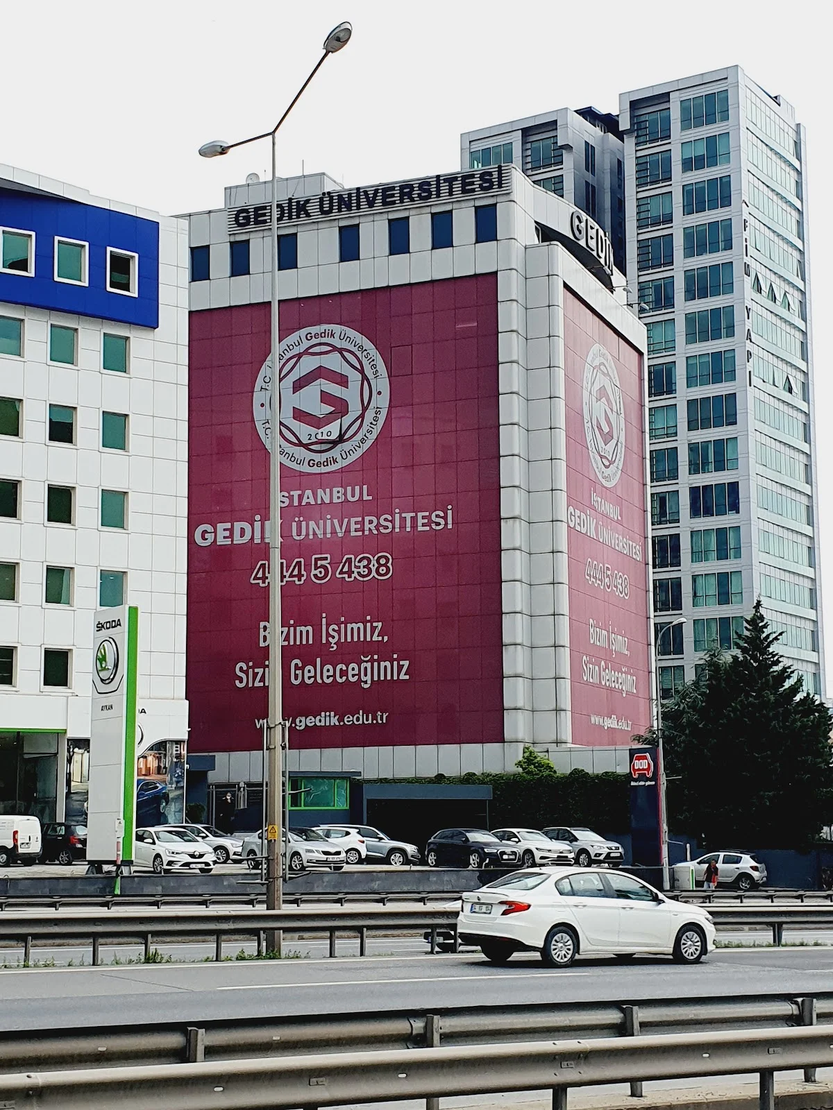İSTANBUL GEDİK ÜNİVERSİTESİ
