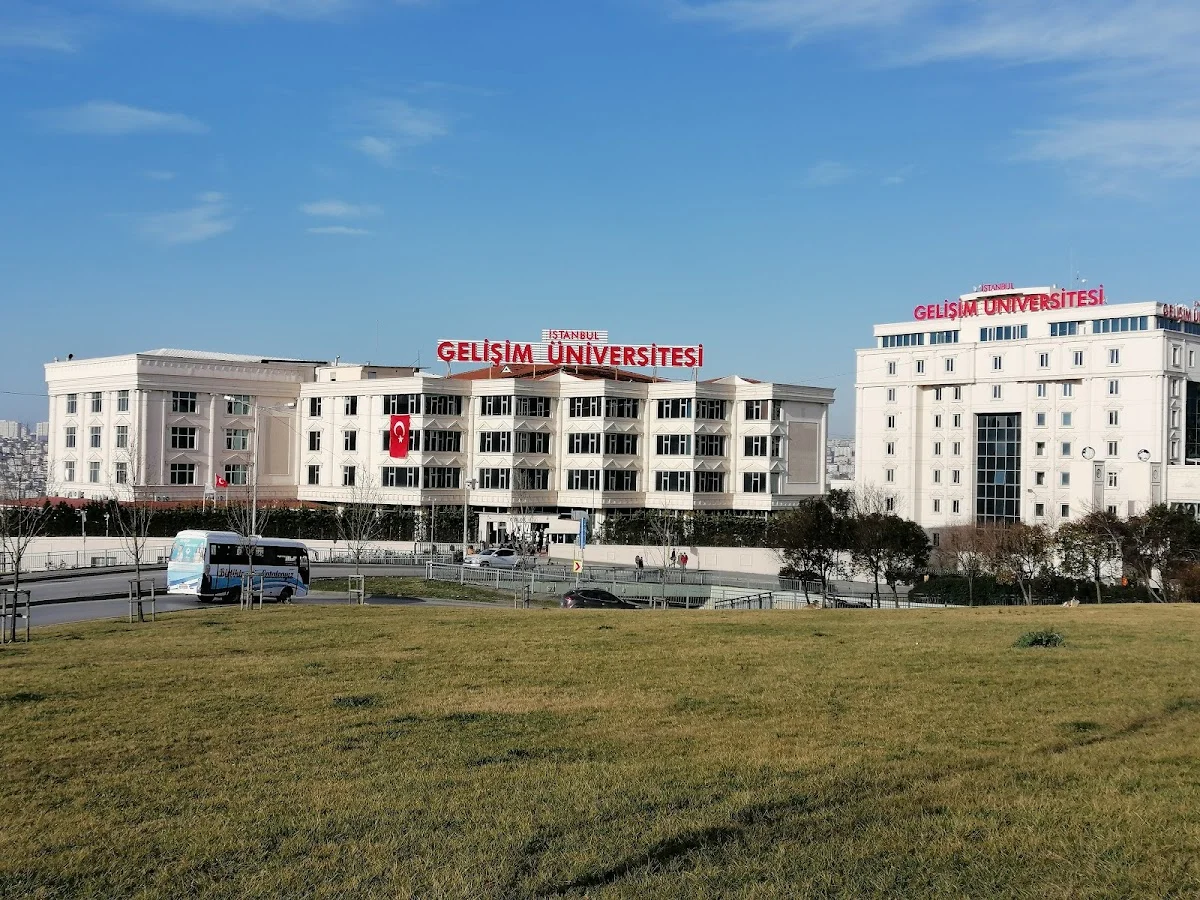 İSTANBUL GELİŞİM ÜNİVERSİTESİ Kampüs Fotoğrafı