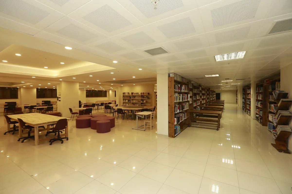 İSTANBUL RUMELİ ÜNİVERSİTESİ Kampüs Fotoğrafı