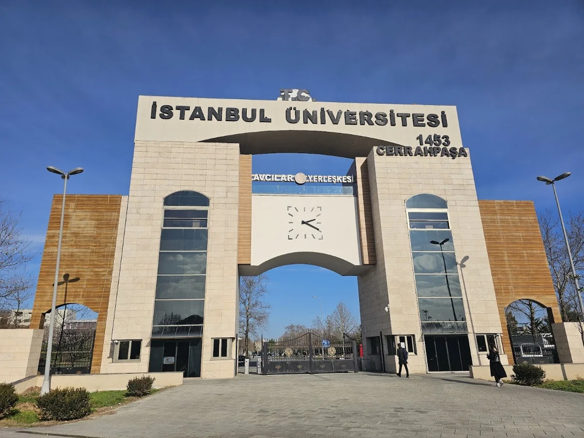 İSTANBUL ÜNİVERSİTESİ-CERRAHPAŞA