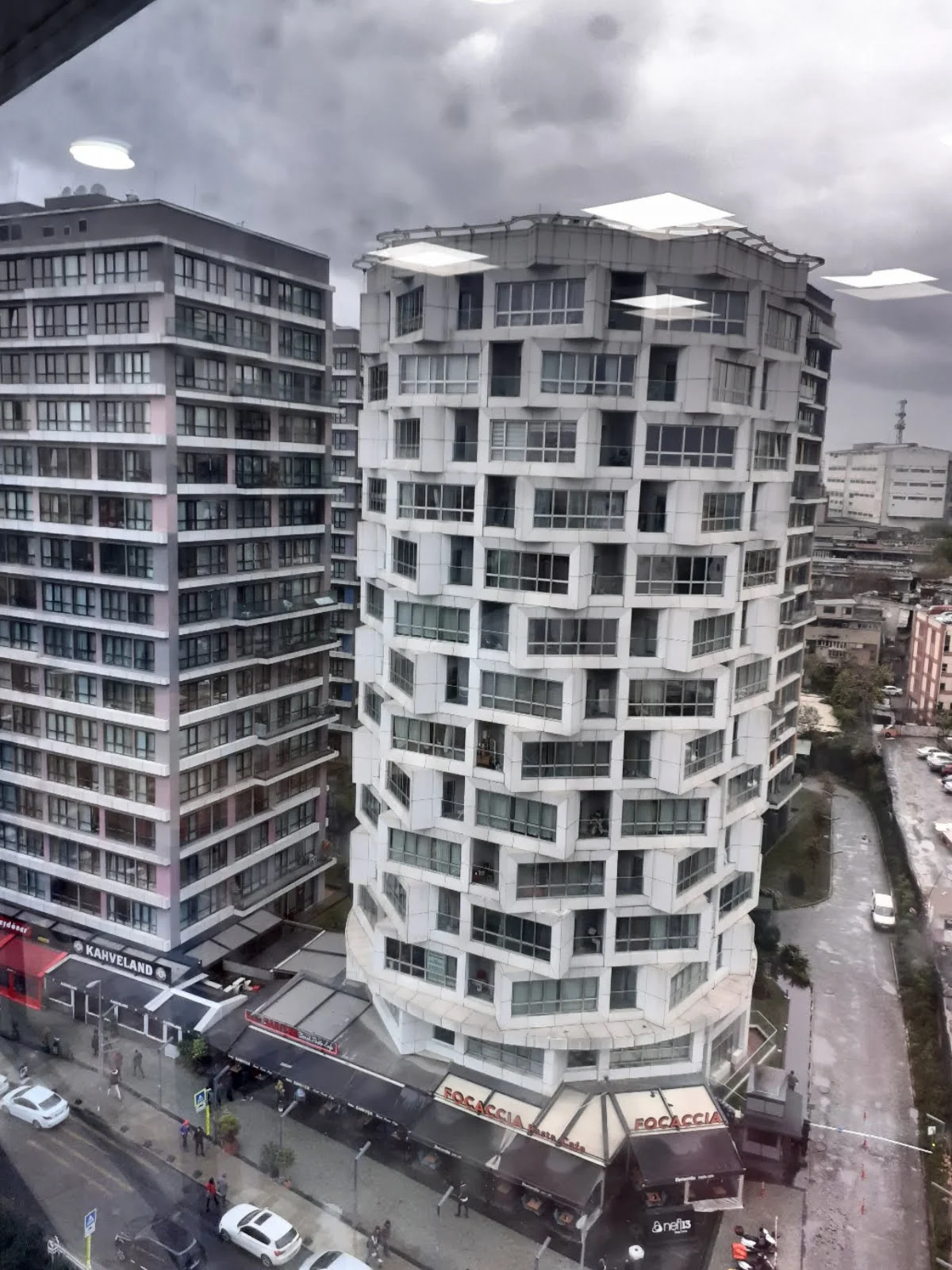 İSTANBUL YENİ YÜZYIL ÜNİVERSİTESİ Kampüs Fotoğrafı