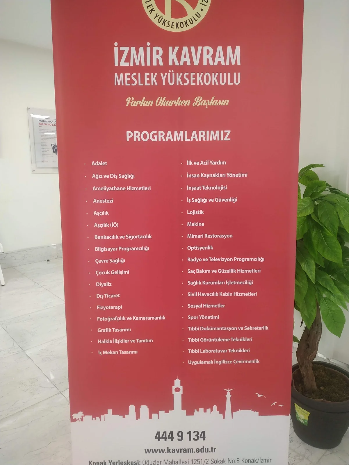 İZMİR KAVRAM MESLEK YÜKSEKOKULU Kampüs Fotoğrafı