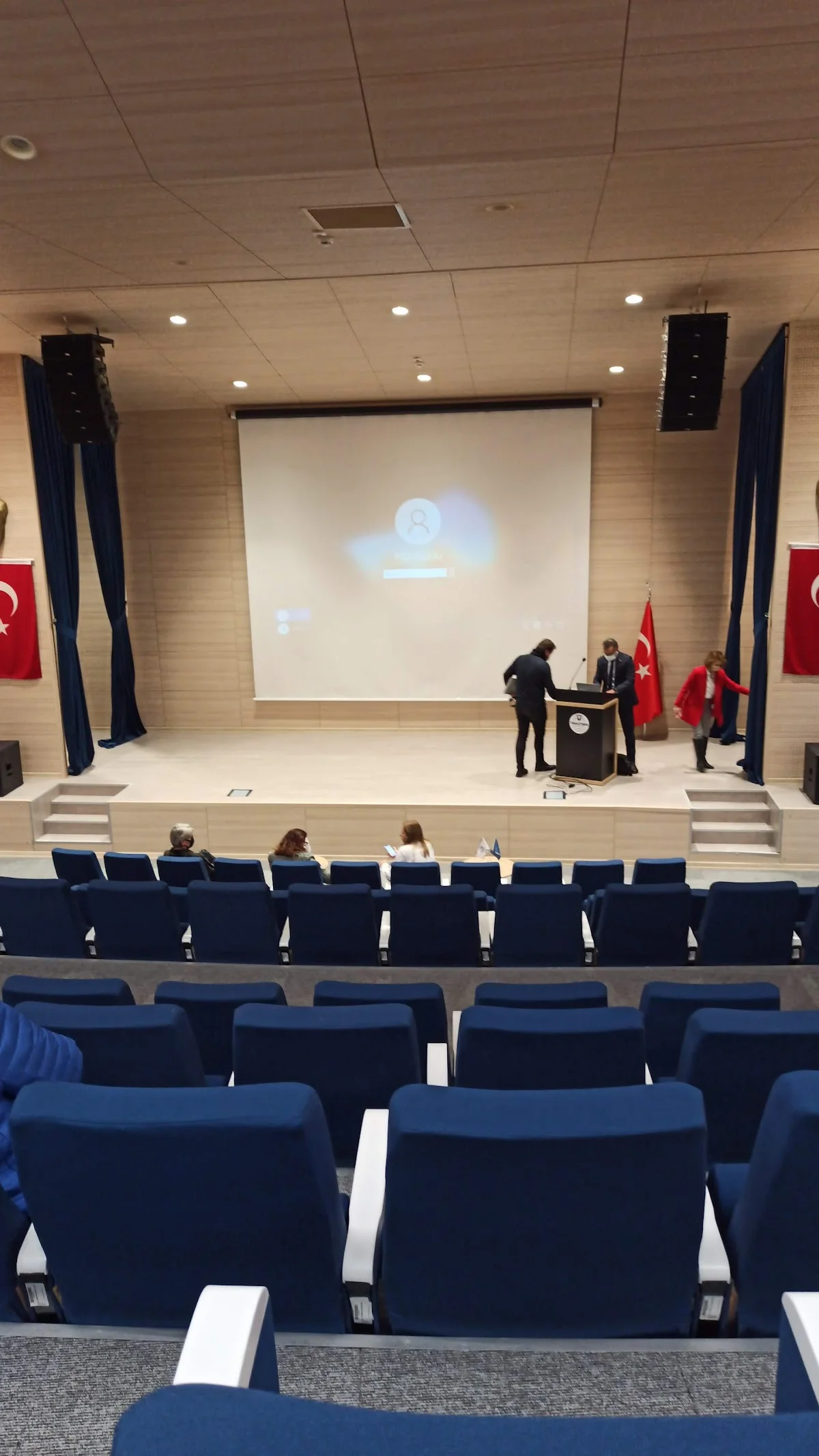 İZMİR TINAZTEPE ÜNİVERSİTESİ Kampüs Fotoğrafı