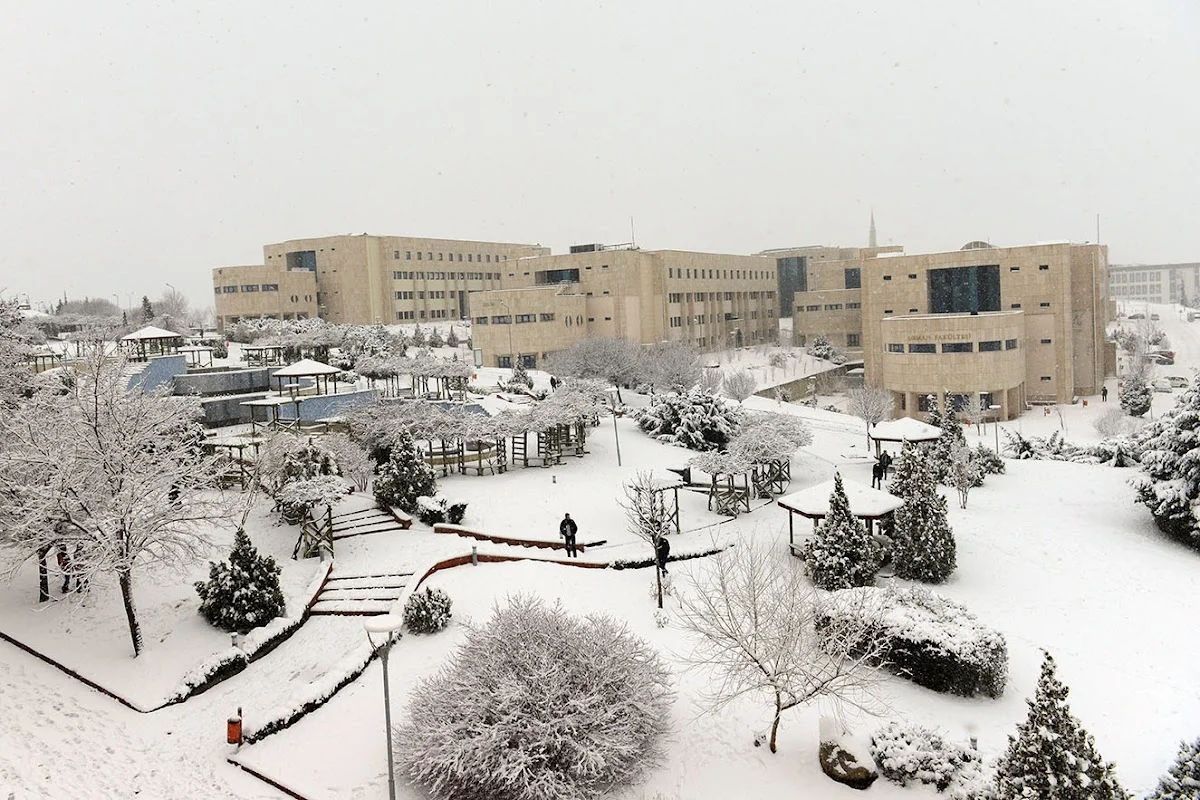 KAHRAMANMARAŞ SÜTÇÜ İMAM ÜNİVERSİTESİ Kampüs Fotoğrafı