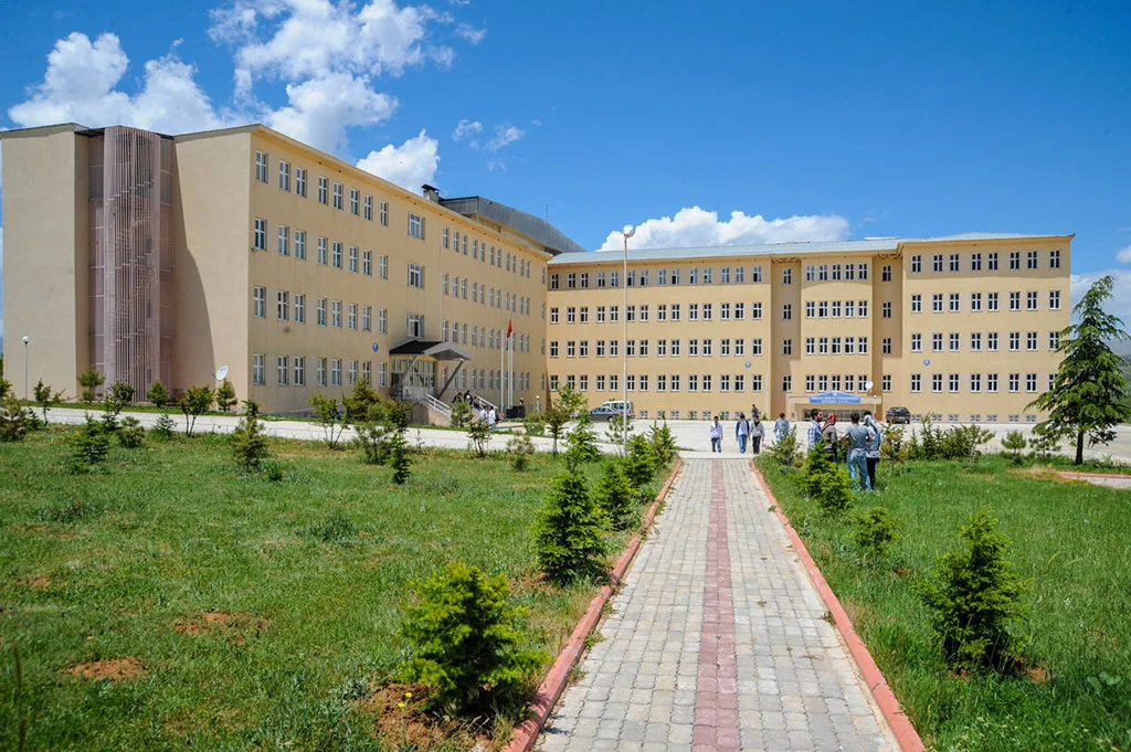 KAHRAMANMARAŞ SÜTÇÜ İMAM ÜNİVERSİTESİ Kampüs Fotoğrafı