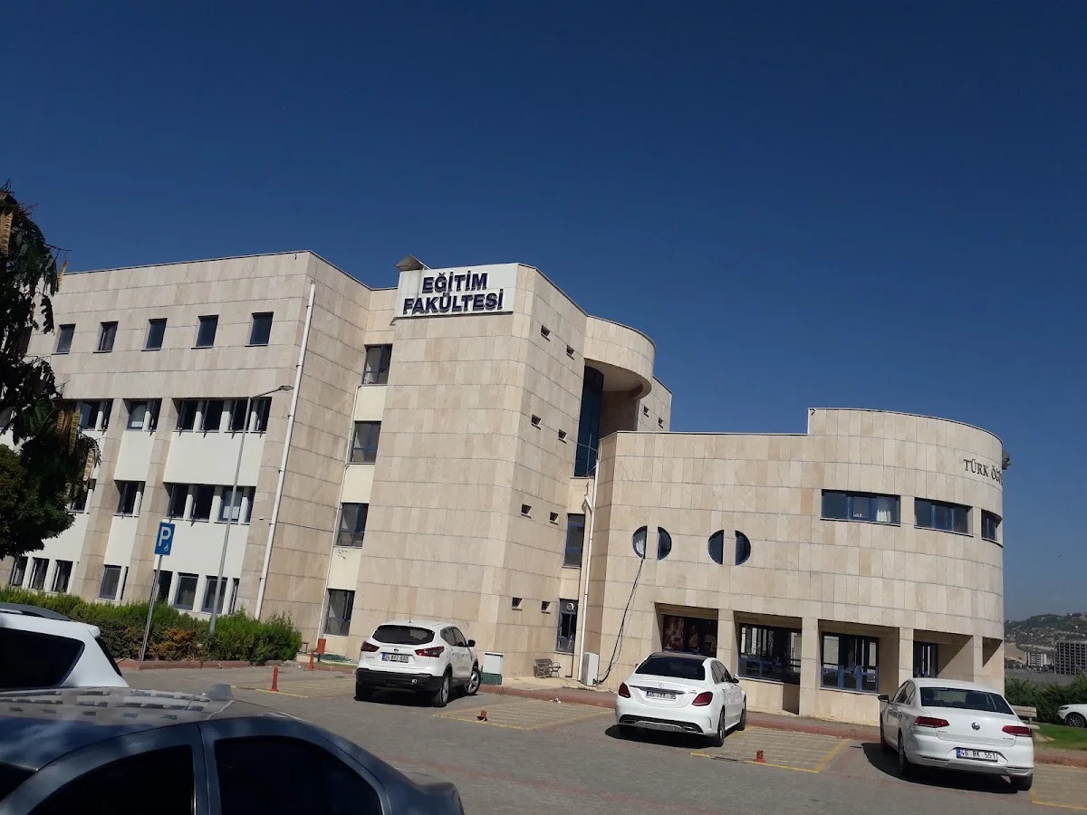 KAHRAMANMARAŞ SÜTÇÜ İMAM ÜNİVERSİTESİ Kampüs Fotoğrafı