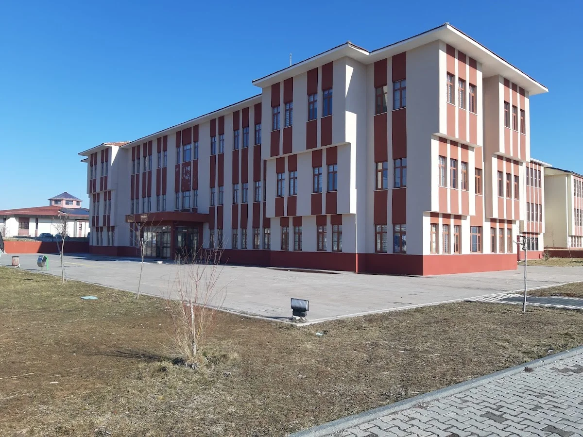 KÜTAHYA DUMLUPINAR ÜNİVERSİTESİ Kampüs Fotoğrafı