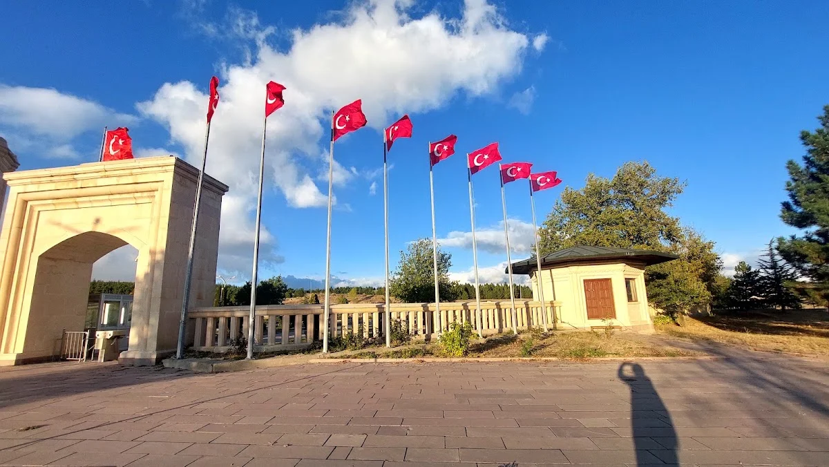 KÜTAHYA DUMLUPINAR ÜNİVERSİTESİ Kampüs Fotoğrafı