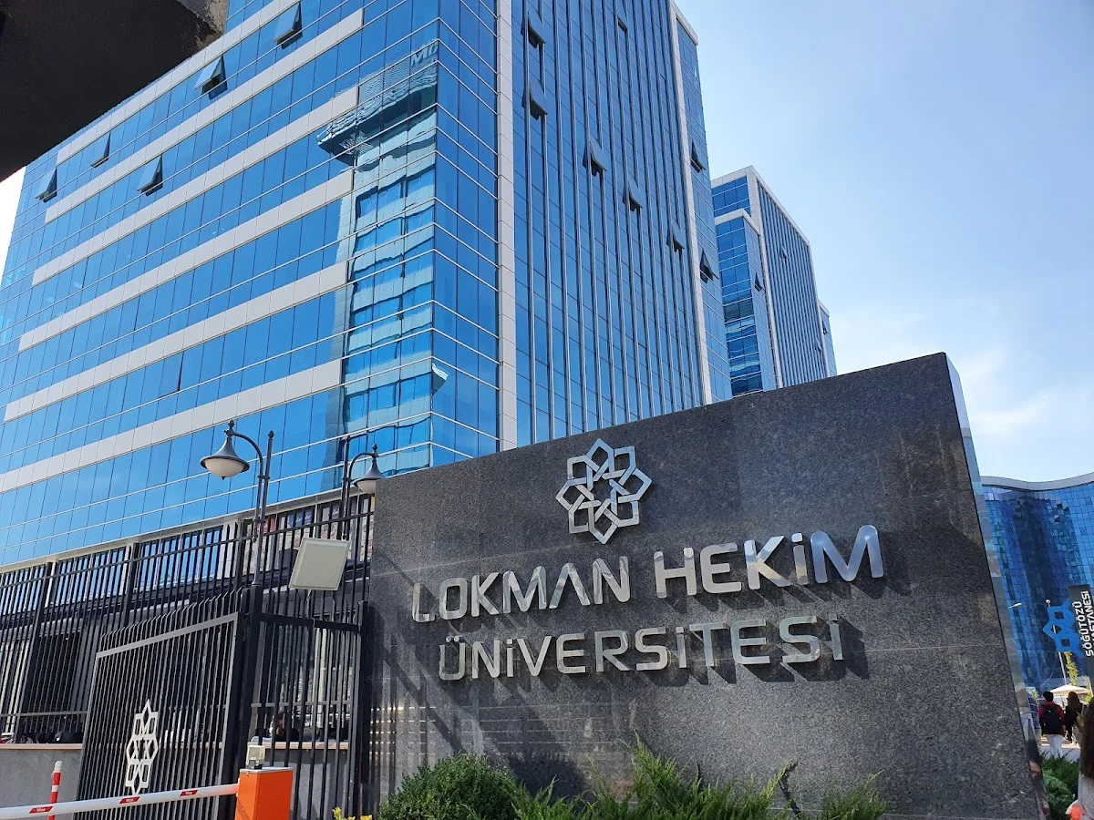 LOKMAN HEKİM ÜNİVERSİTESİ Kampüs Fotoğrafı