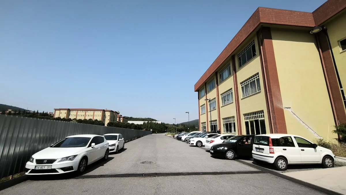 MALTEPE ÜNİVERSİTESİ Kampüs Fotoğrafı