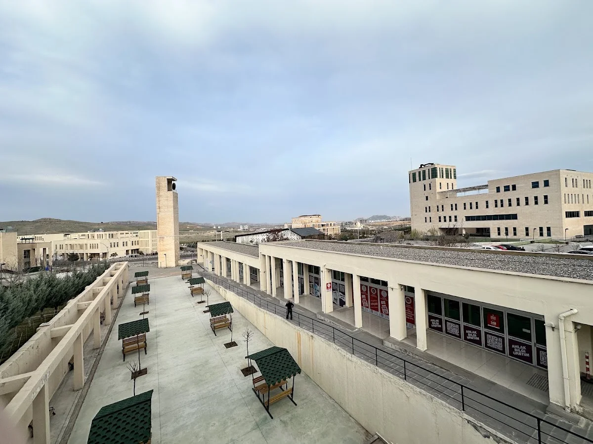 MARDİN ARTUKLU ÜNİVERSİTESİ Kampüs Fotoğrafı