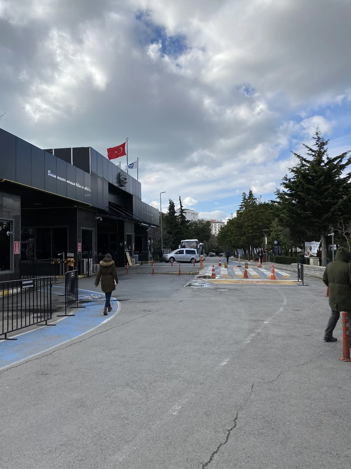MARMARA ÜNİVERSİTESİ Kampüs Fotoğrafı