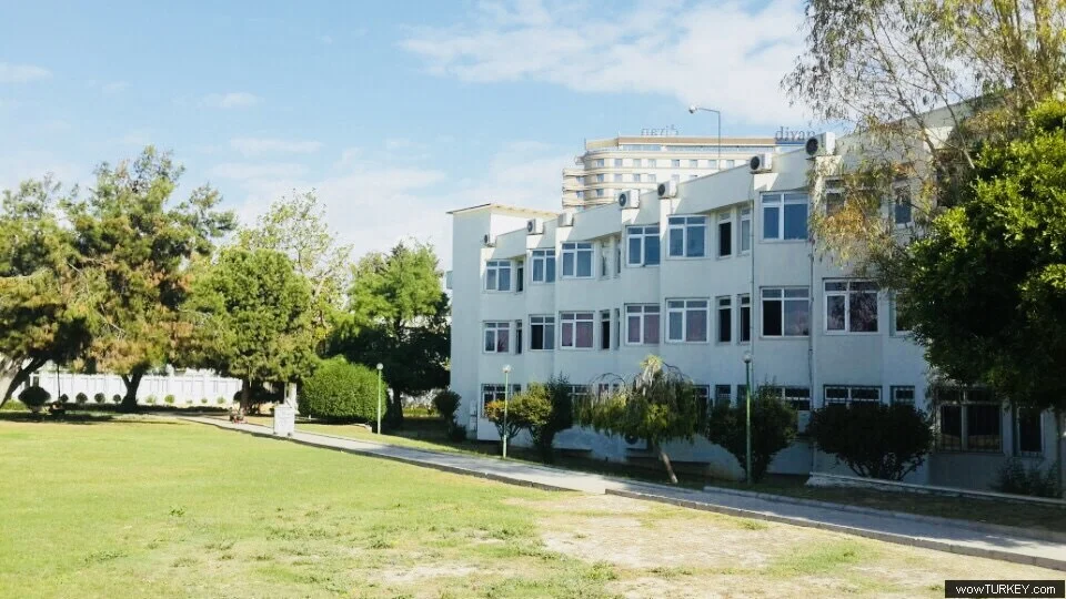MERSİN ÜNİVERSİTESİ Kampüs Fotoğrafı